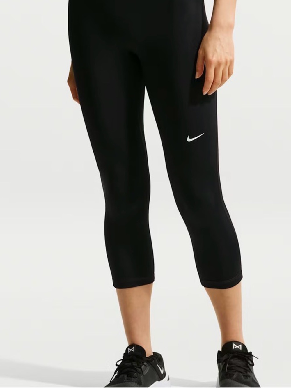 Nike Pro Black Cropped Leggings